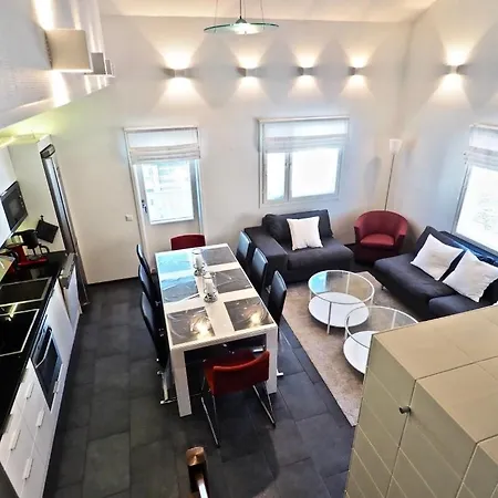 Lomavuokra Keskuskuja 5 A2, Levin Alppikeskus לוי